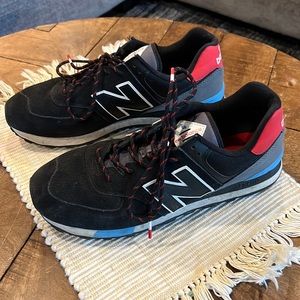 New Balance Mens 574 like new shoes!